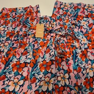 Shein Frenchy Flowy Floral Wide Leg Pants in Size L (8/10)